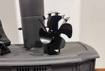 Ako správne umiestniť ventilátor na krbové kachle